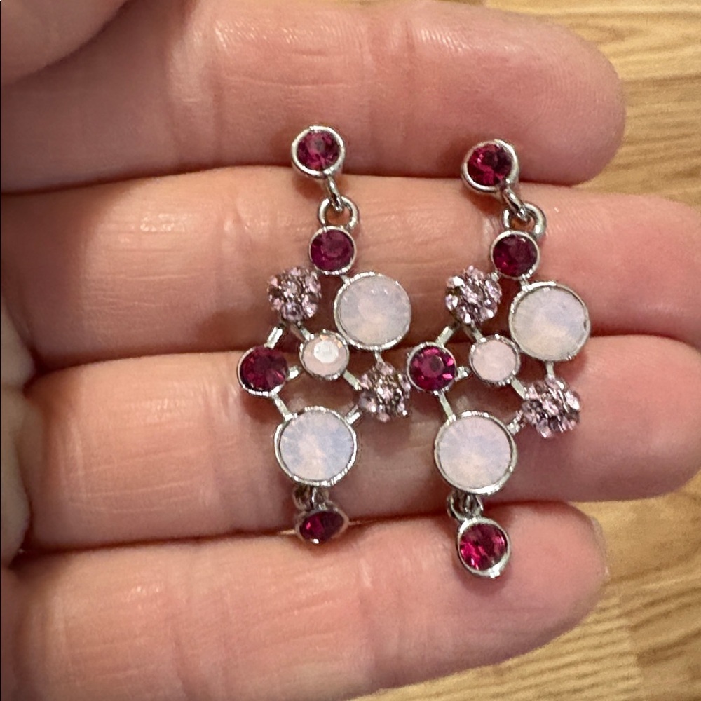 VINTAGE FAUX RUBY AND FAUX OPAL STONES AND CLUSTERED CRYSTAL POST 1.8" EARRINGS - Picture 3 of 7